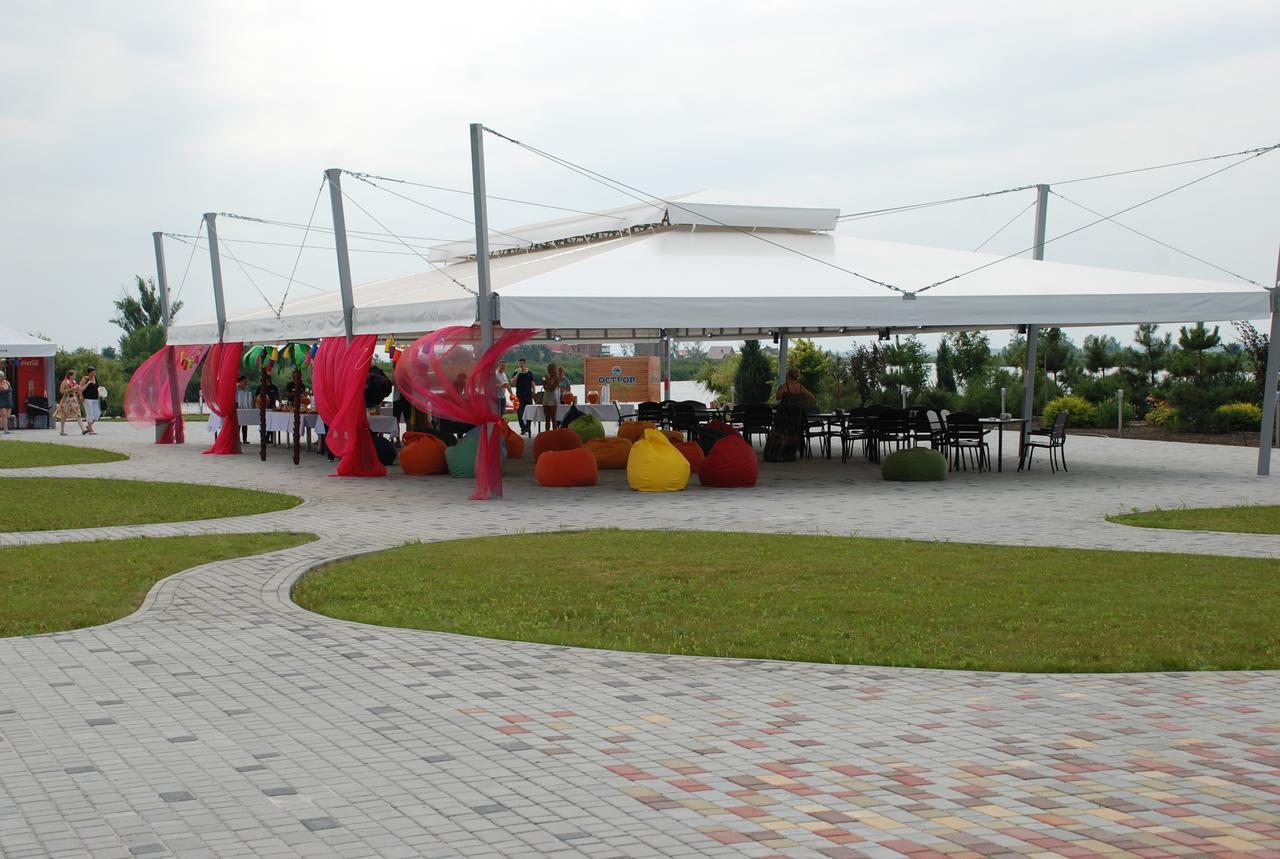 Ostrov River Club Novoselovka  المظهر الخارجي الصورة