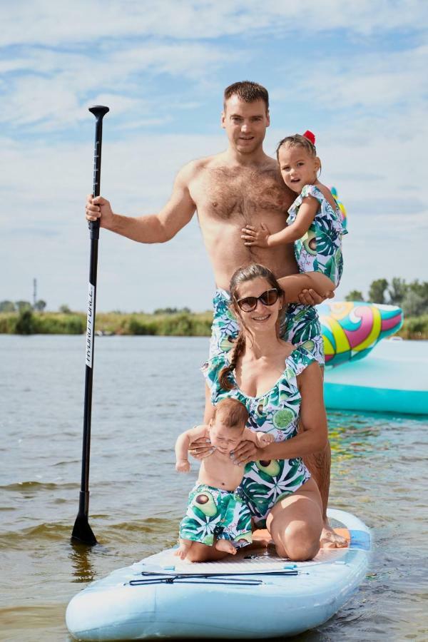 Ostrov River Club Novoselovka  المظهر الخارجي الصورة